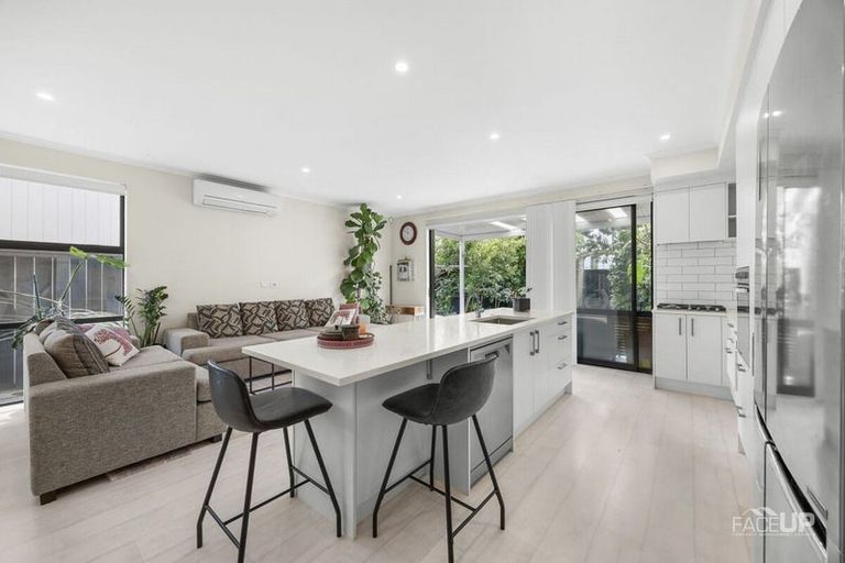 Photo of property in 21 Grey Warbler Road, Hobsonville, Auckland, 0616