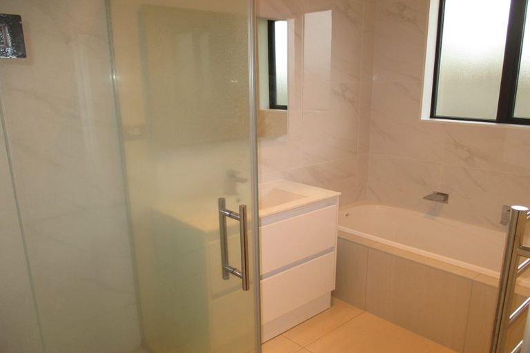 Photo of property in 12 Oolong Court, Huntington, Hamilton, 3210