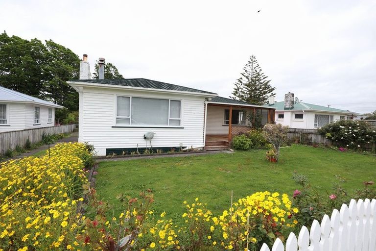 Photo of property in 5 Shakespeare Street, Stratford, 4332