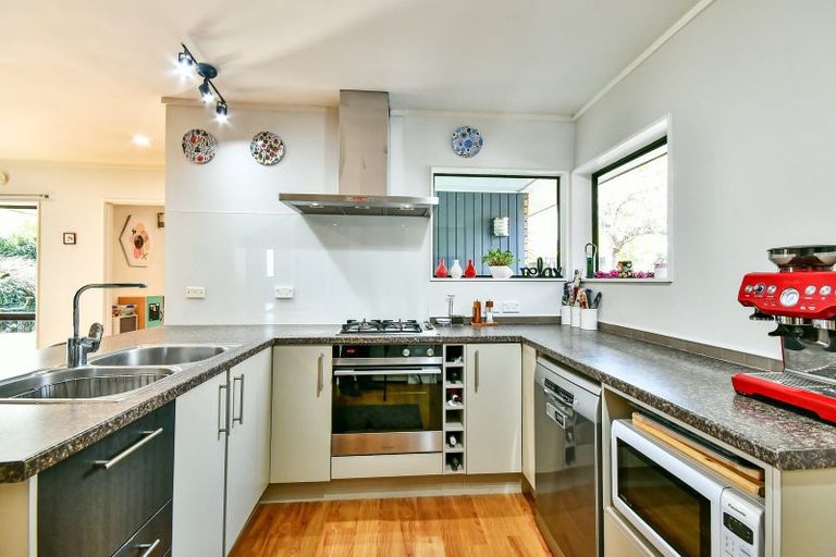 Photo of property in 26 Lorelei Place, Opaheke, Papakura, 2113