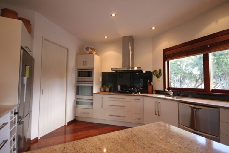 Photo of property in 69 Tangiteroria Lane, Pauanui, Hikuai, 3579