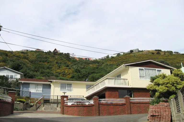 Photo of property in 6 Linwood Way, Island Bay, Wellington, 6023