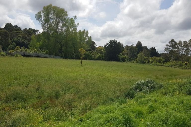 Photo of property in 72 Garelja Road, Henderson, Auckland, 0612