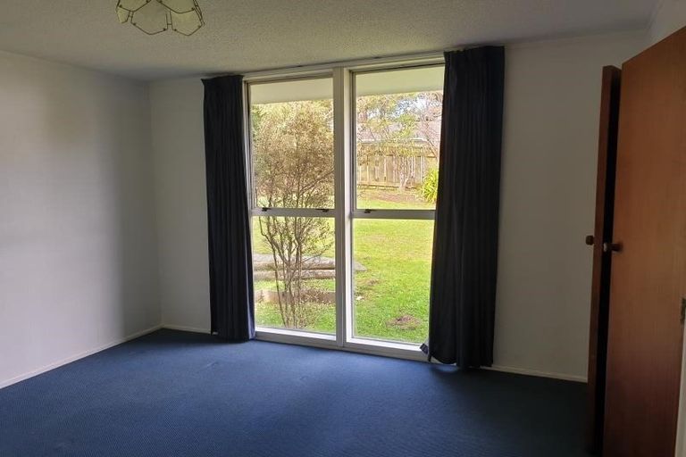 Photo of property in 4 Salem Court, Churton Park, Wellington, 6037