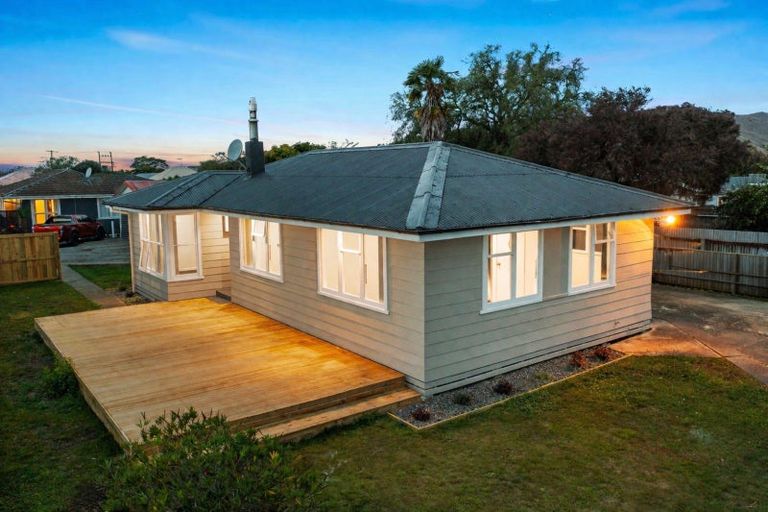 Photo of property in 17 Gill Crescent, Redwoodtown, Blenheim, 7201