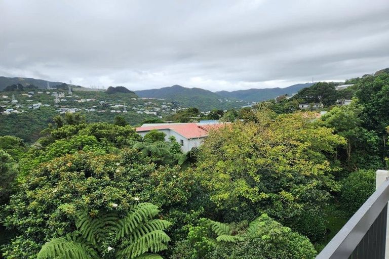 Photo of property in 116f8 Mairangi Road, Wilton, Wellington, 6012