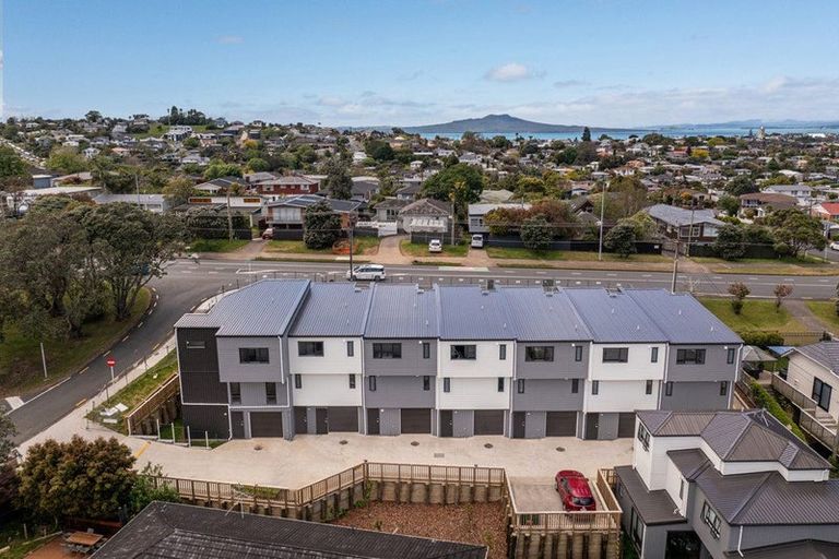 Photo of property in 198a Forrest Hill Road, Forrest Hill, Auckland, 0620