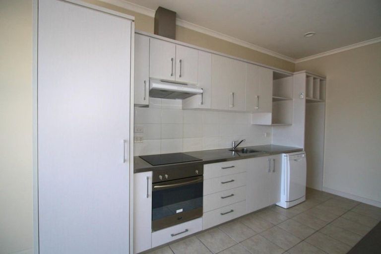 Photo of property in 2/38 Maratahu Street, Westown, New Plymouth, 4310