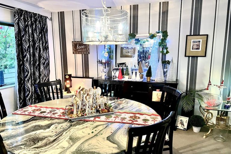 Photo of property in 1/3 Pelican Lane, Unsworth Heights, Auckland, 0632