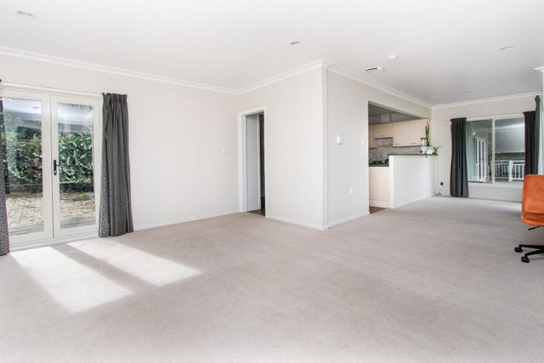 Photo of property in 17 Macfarlane Street, Hamilton East, Hamilton, 3216