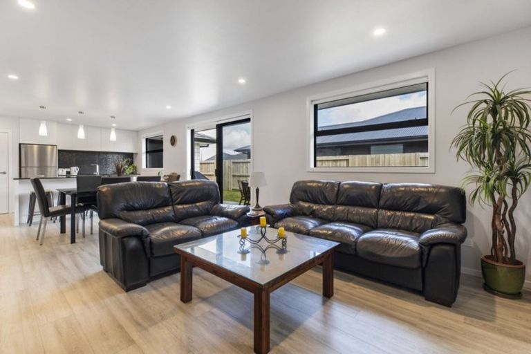 Photo of property in 24 Sabre Street, Papamoa Beach, Papamoa, 3118