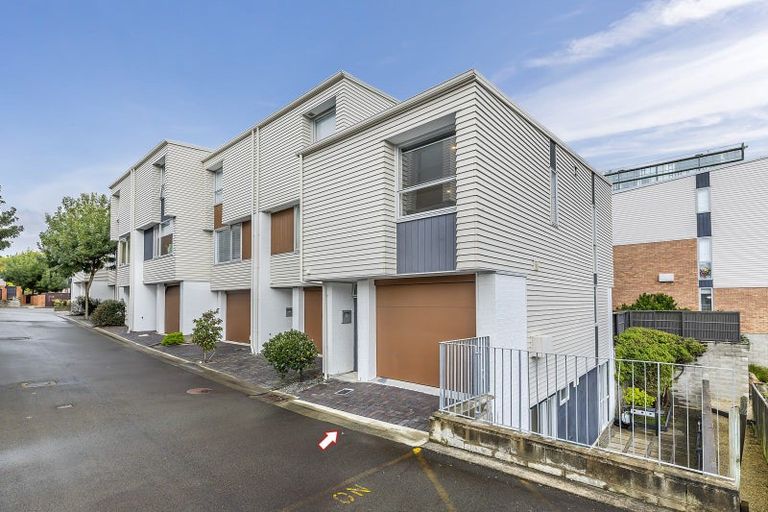 Photo of property in Altar Apartments, 16/120 Rintoul Street, Newtown, Wellington, 6021