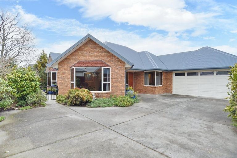 Photo of property in 10b Goodwood Close, Rangiora, 7400