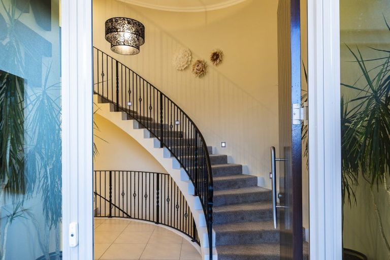Photo of property in 285 Major Hornbrook Road, Mount Pleasant, Christchurch, 8081