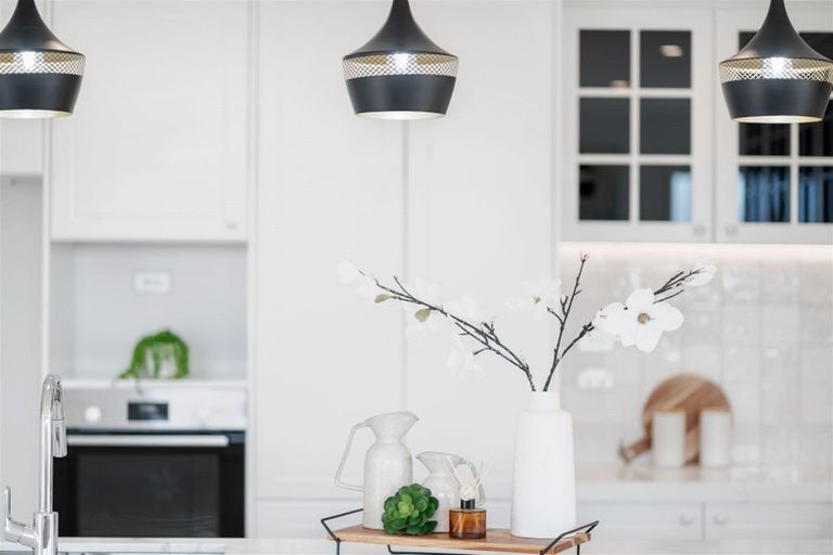 Photo of property in 13 Drumconnell Drive, Flat Bush, Auckland, 2019