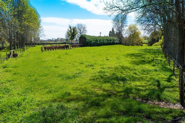 Photo of property in 64 Peacockes Lane, Peacocke, Hamilton, 3282