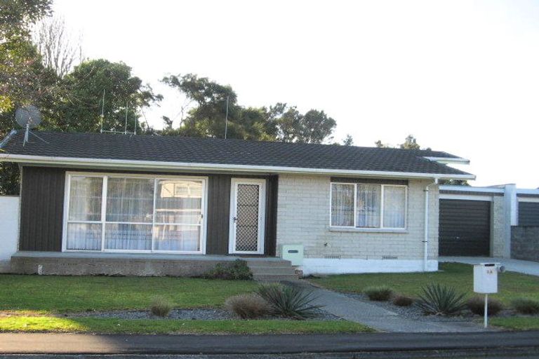 Photo of property in 3a Bellwood Place, Chartwell, Hamilton, 3210