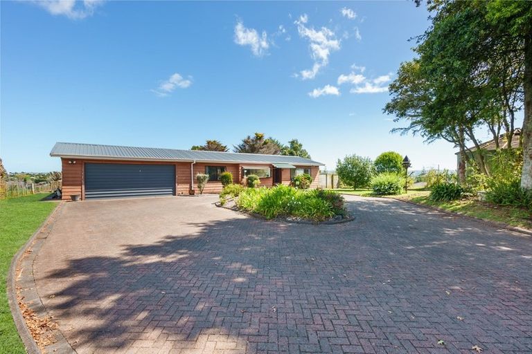 Photo of property in 7 Hyland Place, Waiuku, 2681