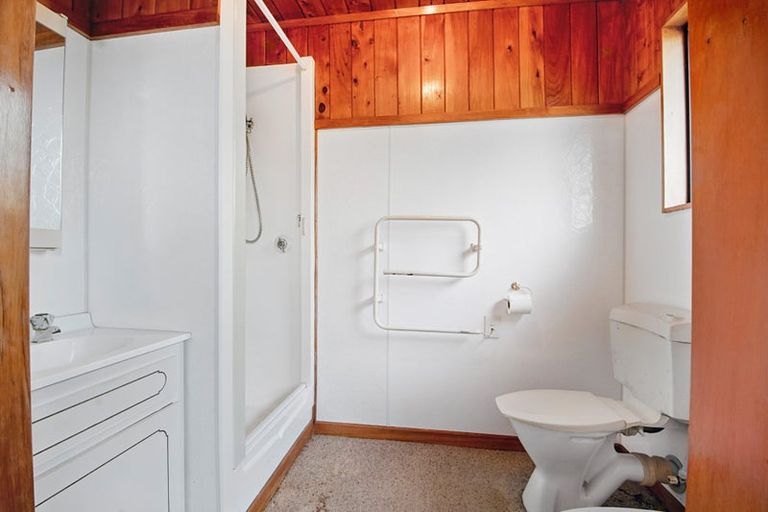 Photo of property in 83 Pipitiwai Drive, Helensville, Kaukapakapa, 0871