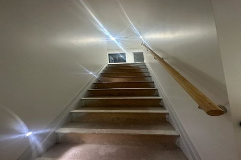 Photo of property in 6 Nagra Lane, Papakura, 2110