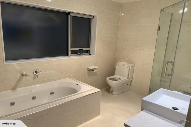 Photo of property in 3 Calcite Avenue, Flat Bush, Auckland, 2019