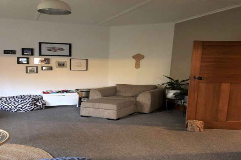 Photo of property in 15 Tararua Street, Masterton, 5810
