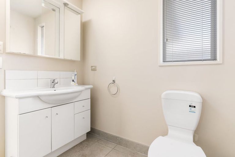 Photo of property in 62b Withells Road, Avonhead, Christchurch, 8042