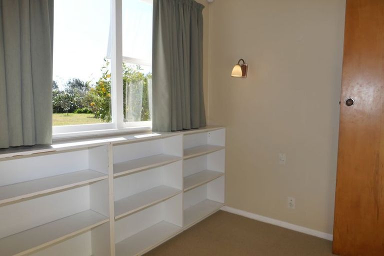 Photo of property in 81 Kiwi Road, Raumati Beach, Paraparaumu, 5032