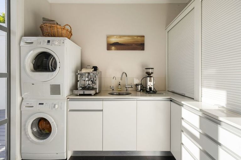 Photo of property in 5 Lake Domain Drive, Frankton, Hamilton, 3204