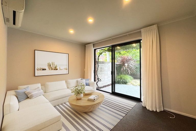Photo of property in 8 Uku Lane, Hobsonville, Auckland, 0616