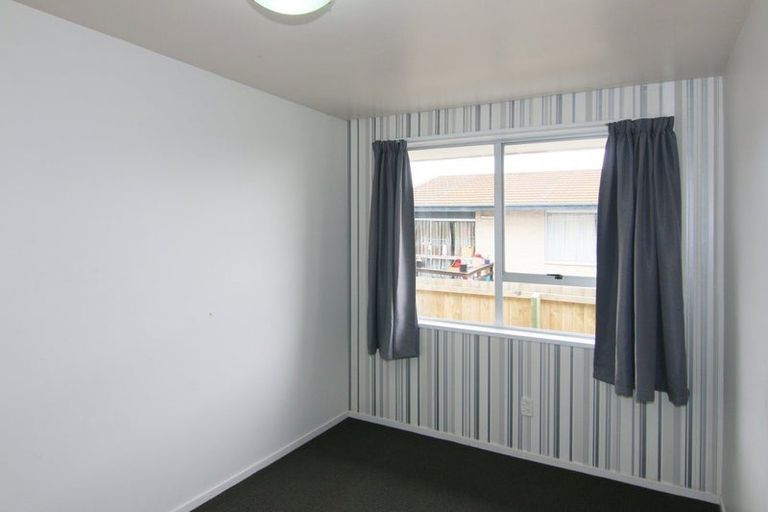 Photo of property in 29 Cutts Road, Russley, Christchurch, 8042