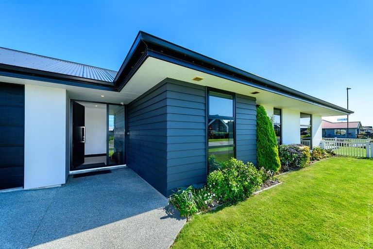 Photo of property in 28 Veuve Drive, Lincoln, 7608