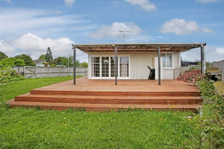 Photo of property in 1/1 Cooper Place, Papakura, 2110