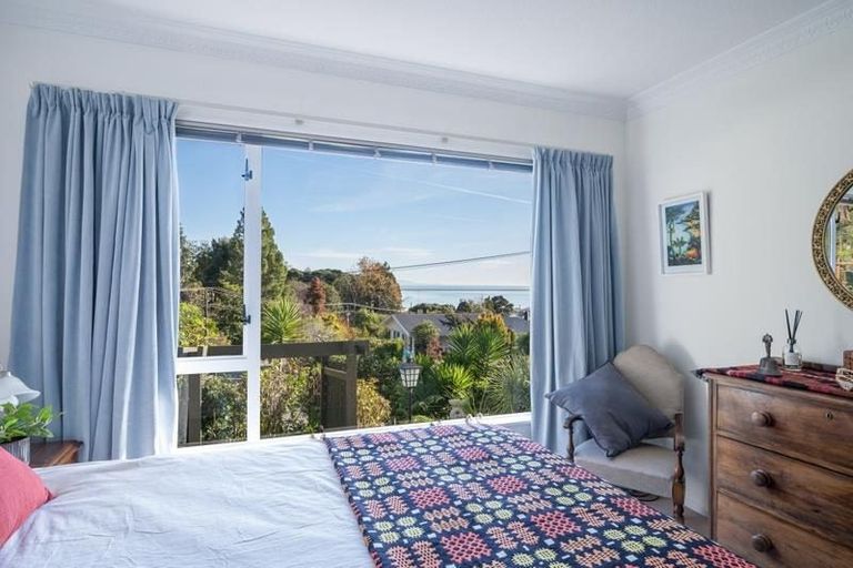 Photo of property in 1 Garin Heights, Atawhai, Nelson, 7010