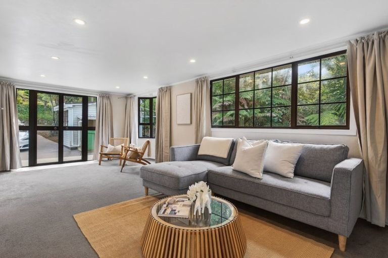 Photo of property in 2 Memorial Drive, Parahaki, Whangarei, 0112