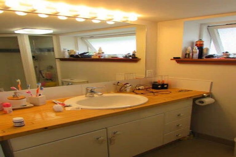 Photo of property in 18 Isel Place, Stoke, Nelson, 7011