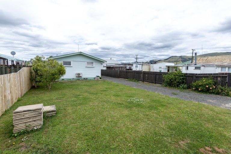 Photo of property in 17 Station Road, Paeroa, 3600