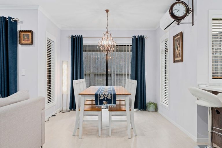 Photo of property in 15u6 Onukutara Place, Huntington, Hamilton, 3281