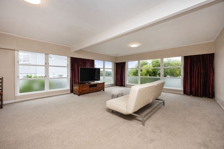 Photo of property in 13 Park Hill Road, Birkenhead, Auckland, 0626