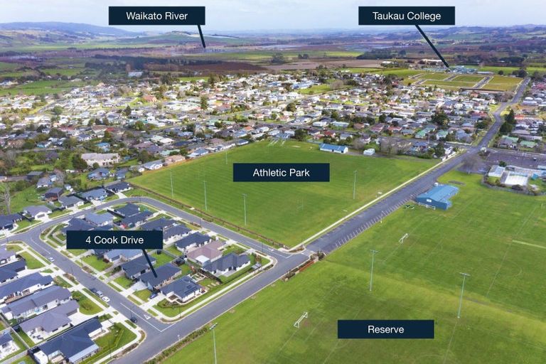 Photo of property in 4 Cook Drive, Tuakau, 2121