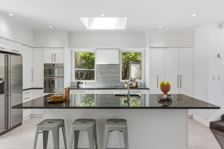 Photo of property in 44a Matai Road, Raumati South, Paraparaumu, 5032