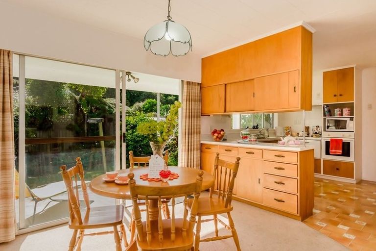 Photo of property in 21 Kohekohe Road, Waikanae, 5036