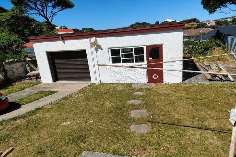 Photo of property in 94 Tiber Street, Island Bay, Wellington, 6023