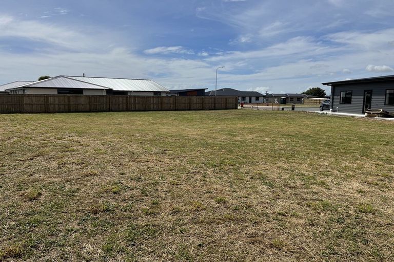 Photo of property in 5 Ash Close, Levin, 5510