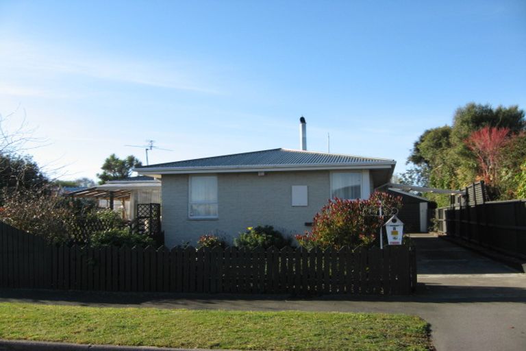 Photo of property in 8a Thurso Place, New Brighton, Christchurch, 8083