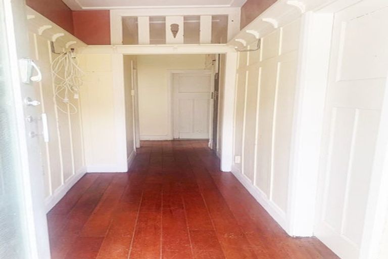 Photo of property in 19 Hadfield Terrace, Kelburn, Wellington, 6012