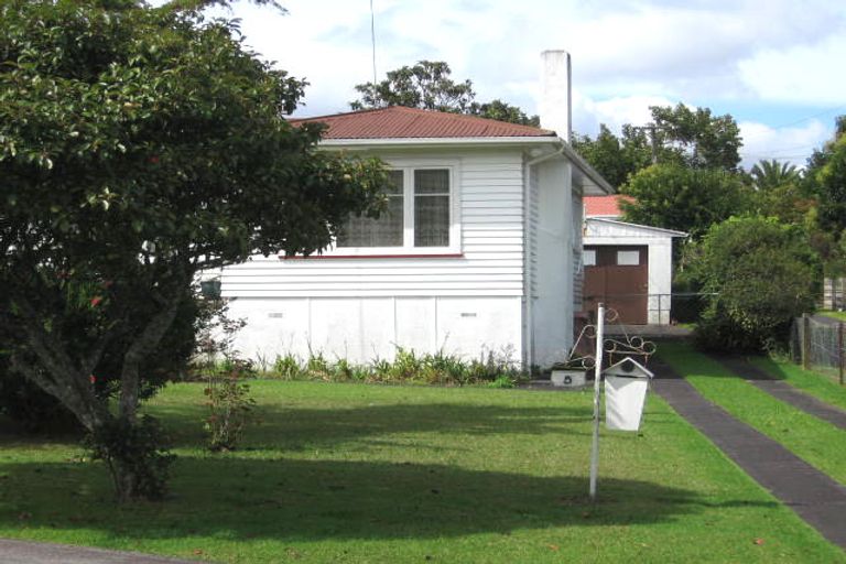 Photo of property in 5 Rowan Terrace, Te Atatu South, Auckland, 0610