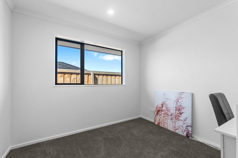 Photo of property in 21 Chambers Avenue, Woodend, 7610