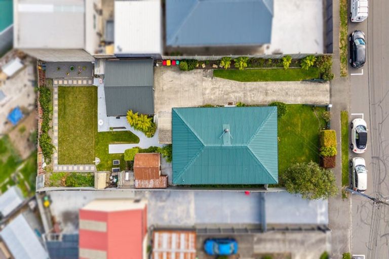Photo of property in 16 Tanner Street, Woolston, Christchurch, 8023