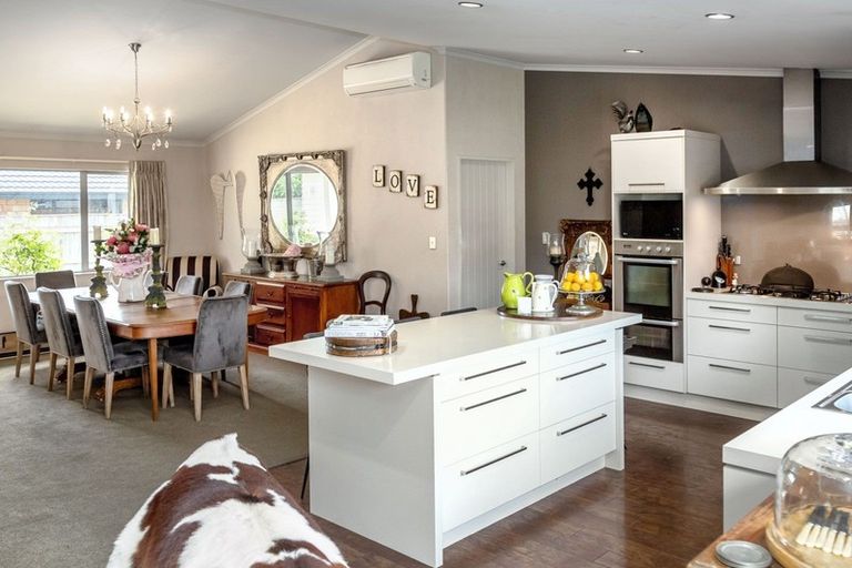 Photo of property in 132 Guy Street, Dannevirke, 4930